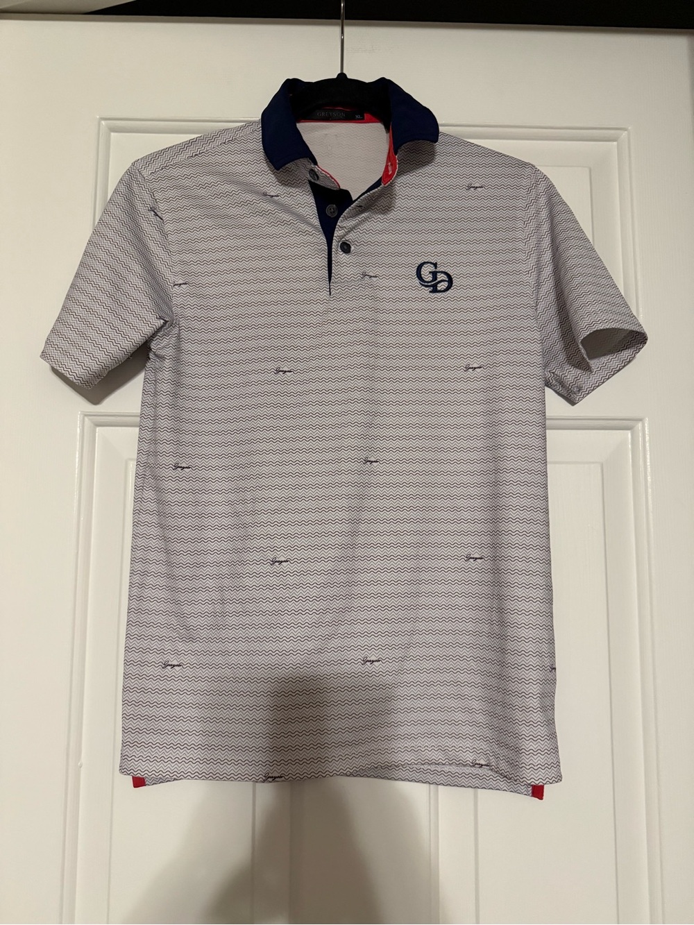 Greyson Youth Boys XL (10-11) Golf Polo Shirt Gray Chevron Stripe GD Logo